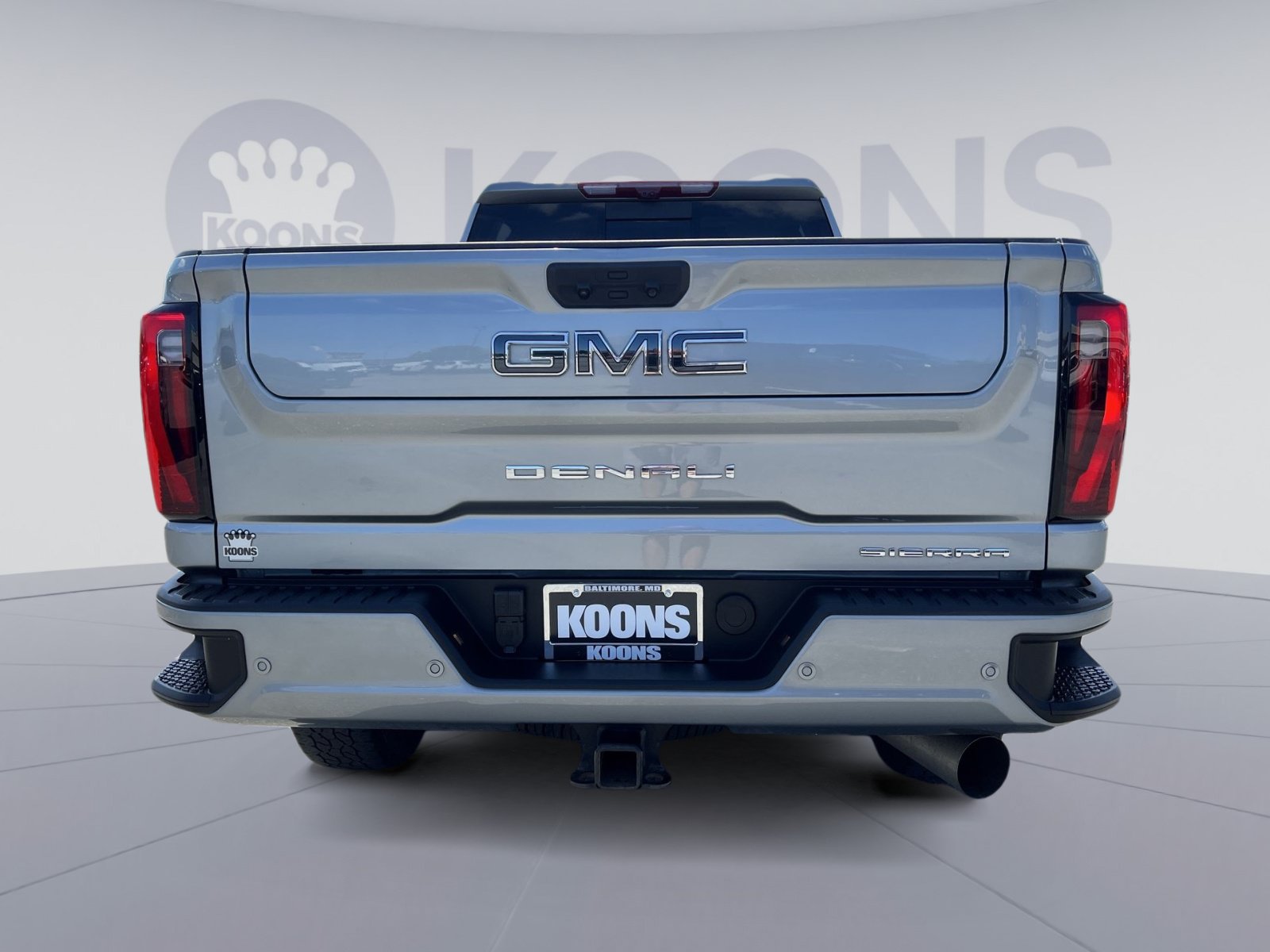 Used 2024 GMC Sierra 2500 Denali Ultimate AWD/4WD image 5