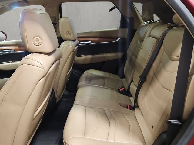 Used 2017 Cadillac XT5 Platinum w/ Driver Assist Package AWD/4WD image 22