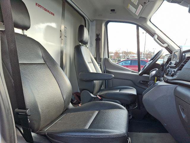 Certified 2022 Ford Transit 350 DRW image 30