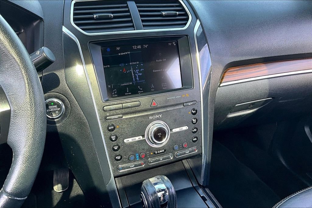 Certified 2019 Ford Explorer Limited w/ Class III Trailer Tow Package image 32