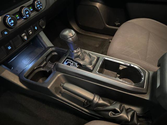 Used 2019 Toyota Tacoma TRD Sport AWD/4WD image 21