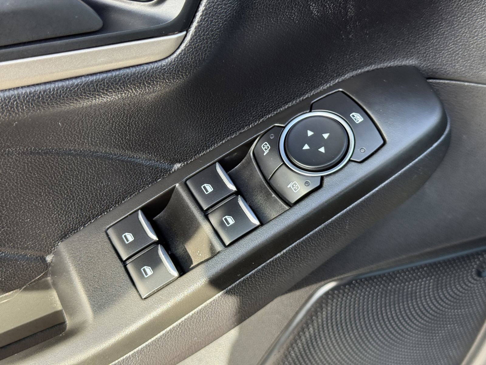 Certified 2021 Ford Escape S image 15