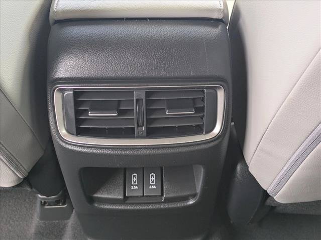 Used 2017 Honda CR-V Touring image 18