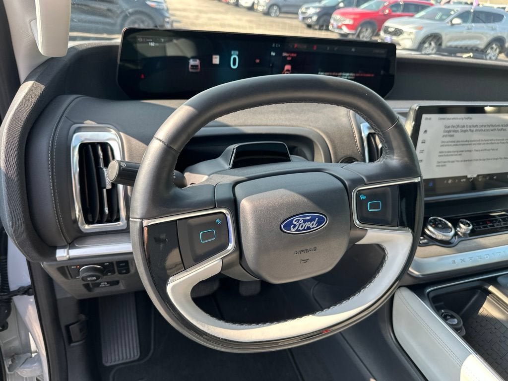 Certified 2025 Ford Expedition Max Platinum AWD/4WD image 14
