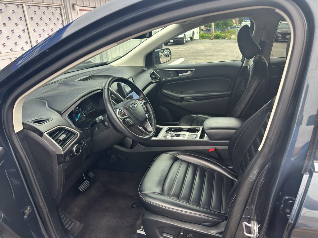 Certified 2024 Ford Edge SEL AWD/4WD image 5