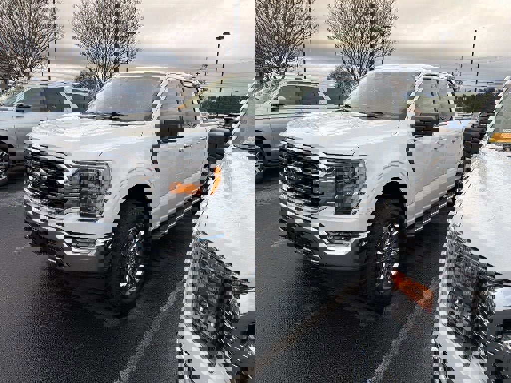 Certified 2022 Ford F150 XLT w/ Equipment Group 302A High image 26