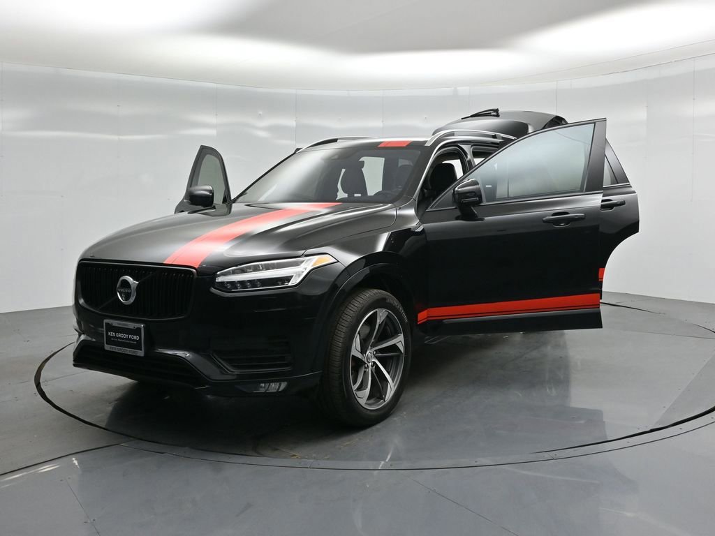 Used 2017 Volvo XC90 T5 Momentum w/ Vision Package image 51