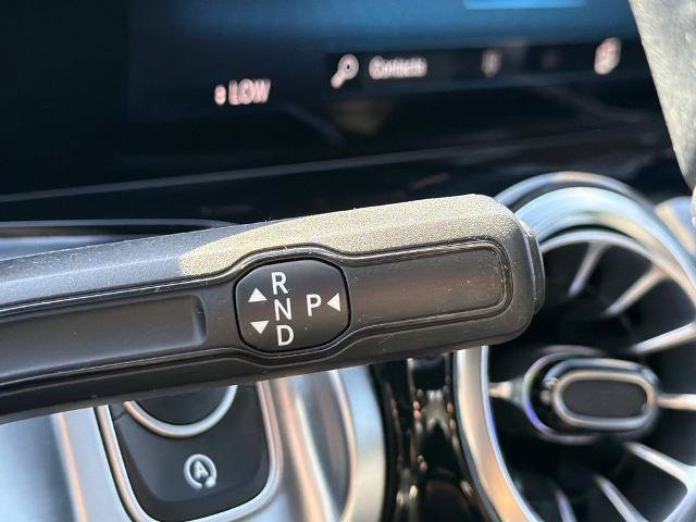 Used 2022 Mercedes-Benz GLB 250 image 24