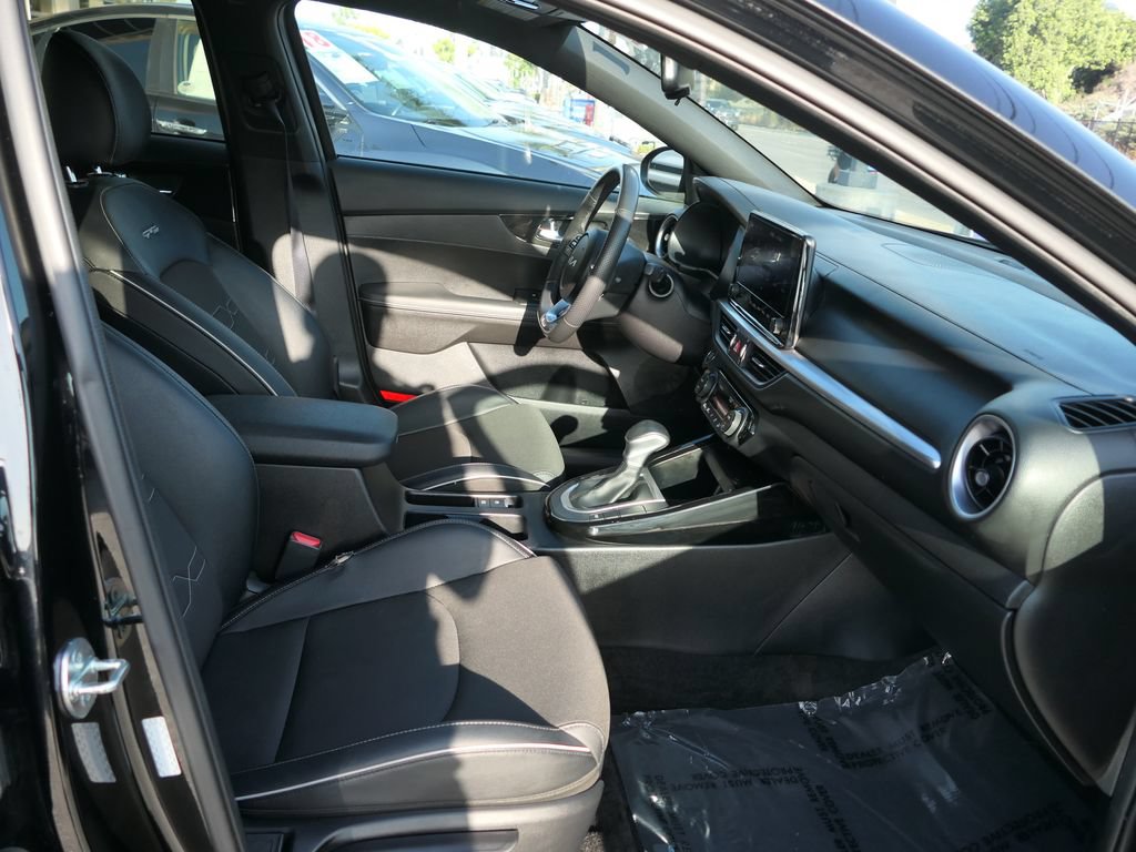 Used 2024 Kia Forte GT-Line w/ GT-Line Premium Package FWD image 29
