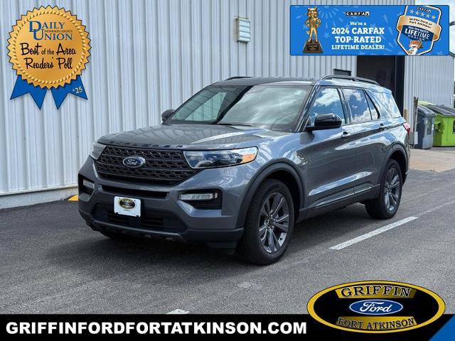 Certified 2024 Ford Explorer XLT w/ Equipment Group 202A AWD/4WD image 1
