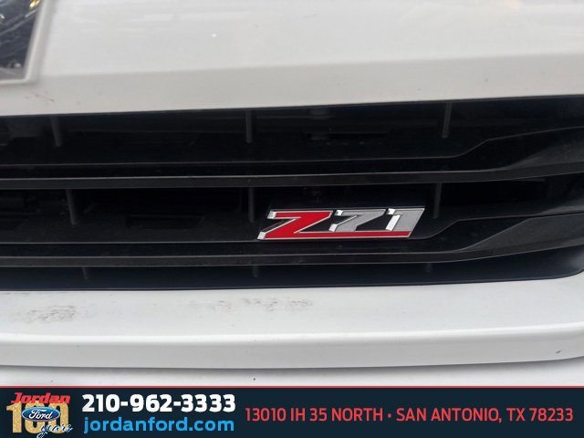 Used 2018 Chevrolet Silverado 1500 LT w/ Texas Edition image 7