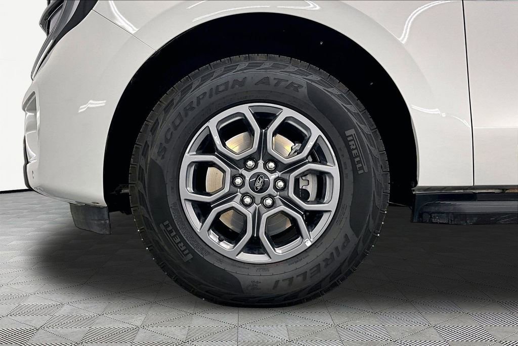Certified 2025 Ford Expedition Max Active AWD/4WD image 9