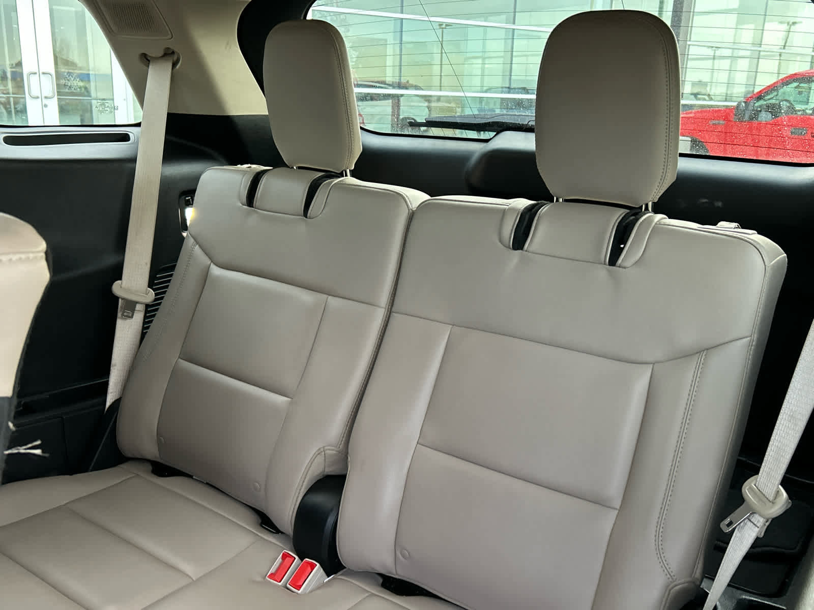 Certified 2024 Ford Explorer Limited image 22