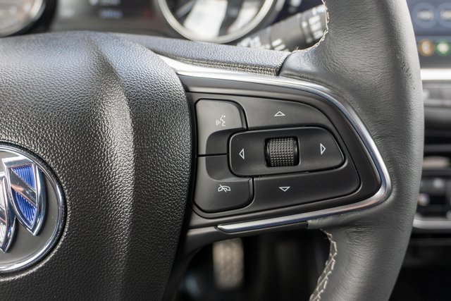 Used 2023 Buick Encore GX Select w/ Sport Touring Package FWD image 23