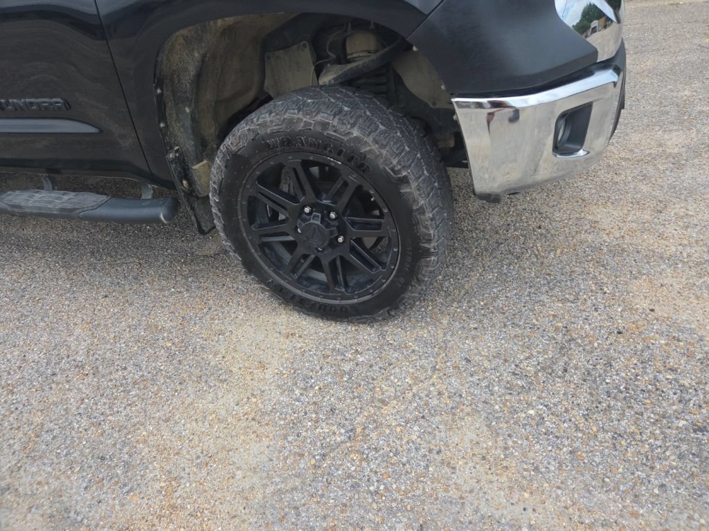 Used 2020 Toyota Tundra SR5 AWD/4WD image 15