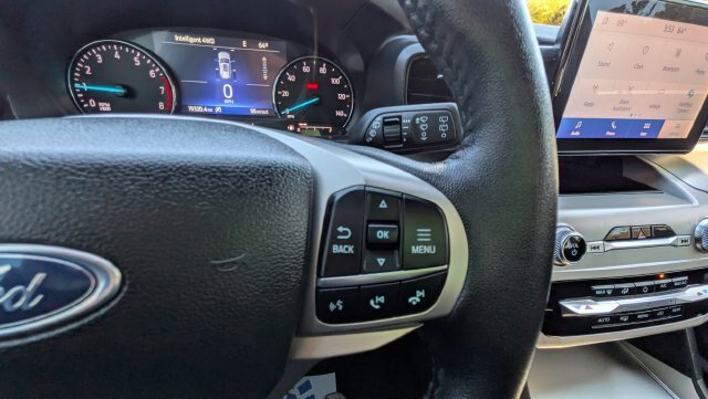 Certified 2024 Ford Explorer XLT AWD/4WD image 30