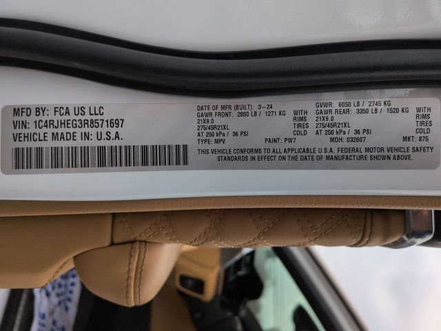 Used 2024 Jeep Grand Cherokee Summit image 23