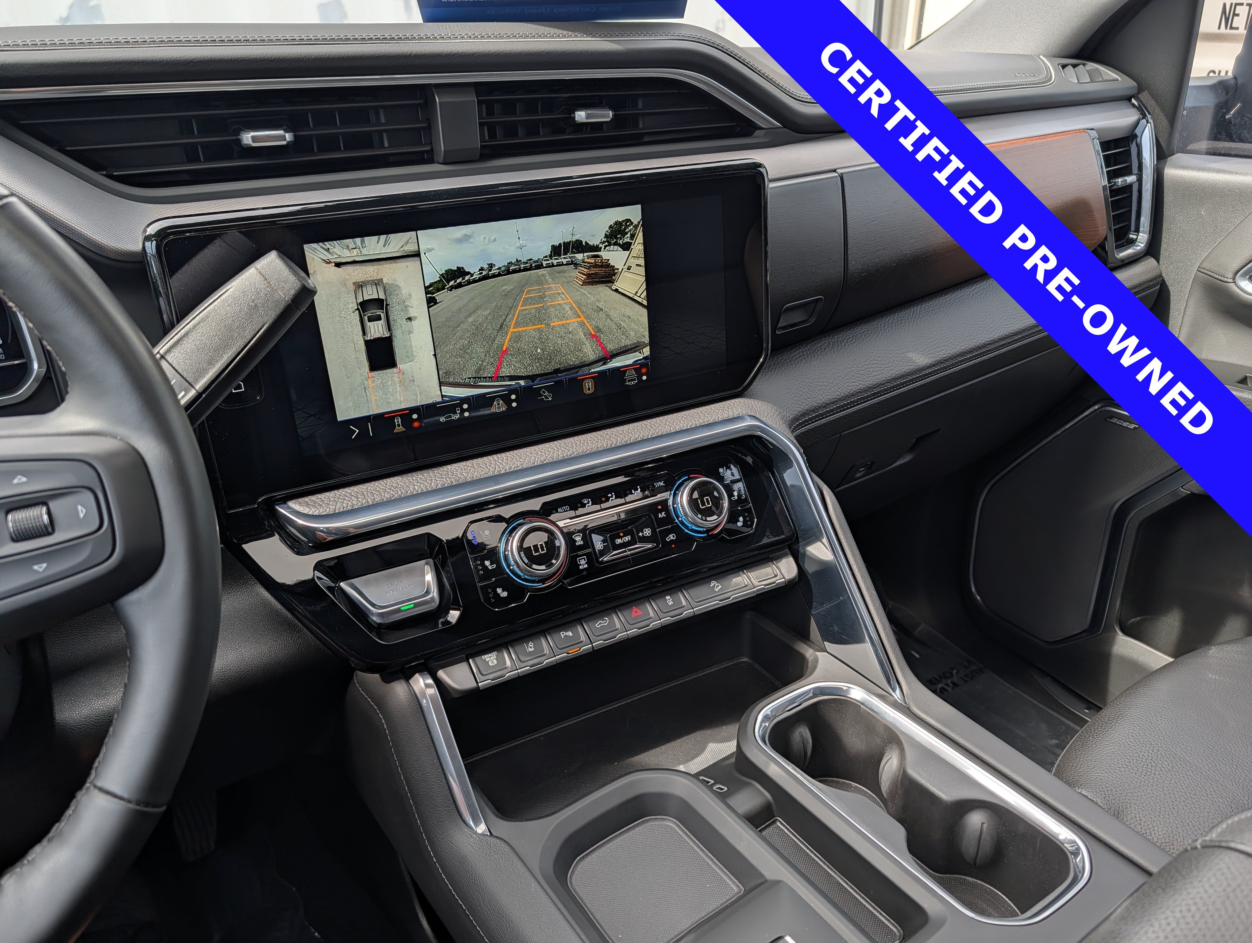 Used 2025 GMC Sierra 3500 Denali w/ Denali Reserve Package AWD/4WD image 35