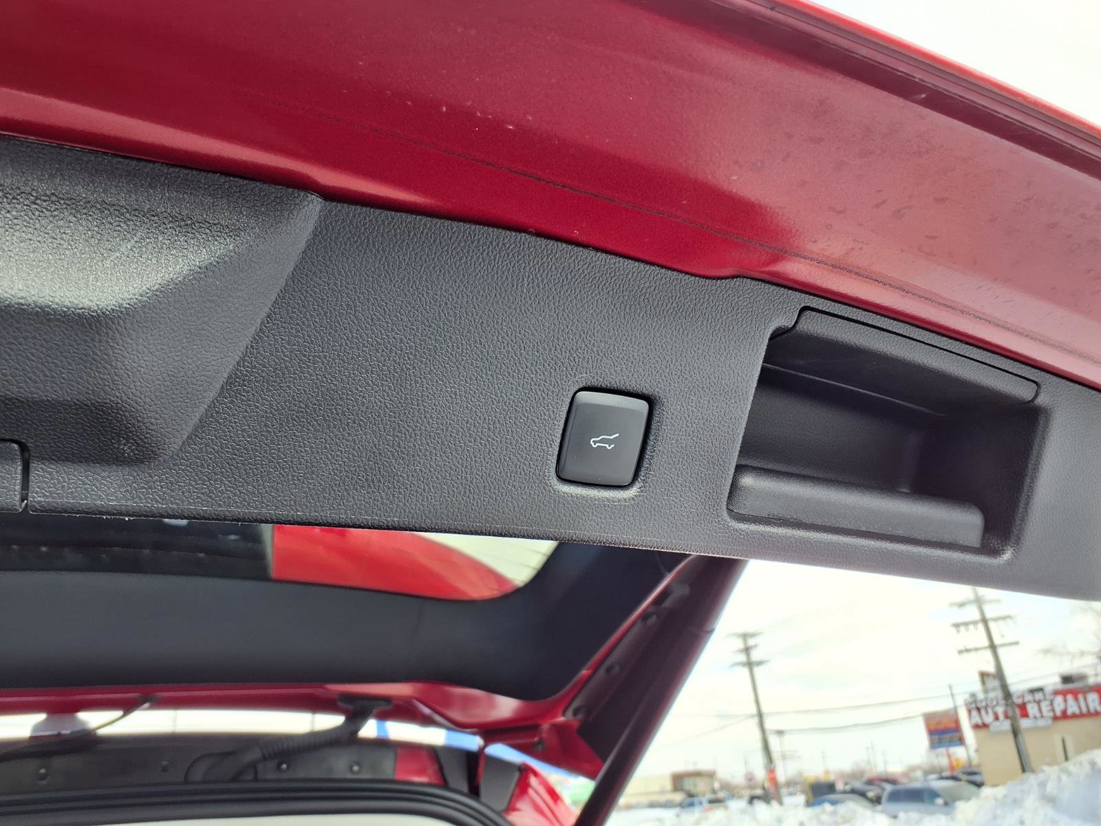 Certified 2022 Ford Escape SEL image 24