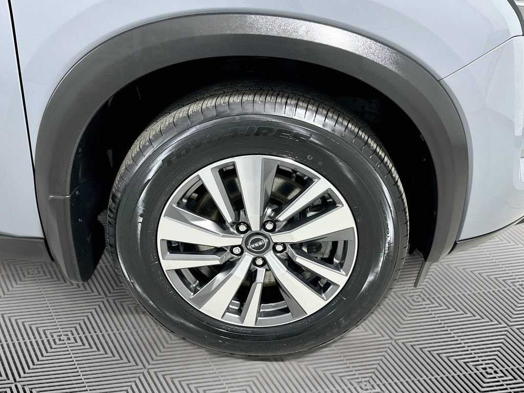 Used 2023 Nissan Pathfinder SL AWD/4WD image 23
