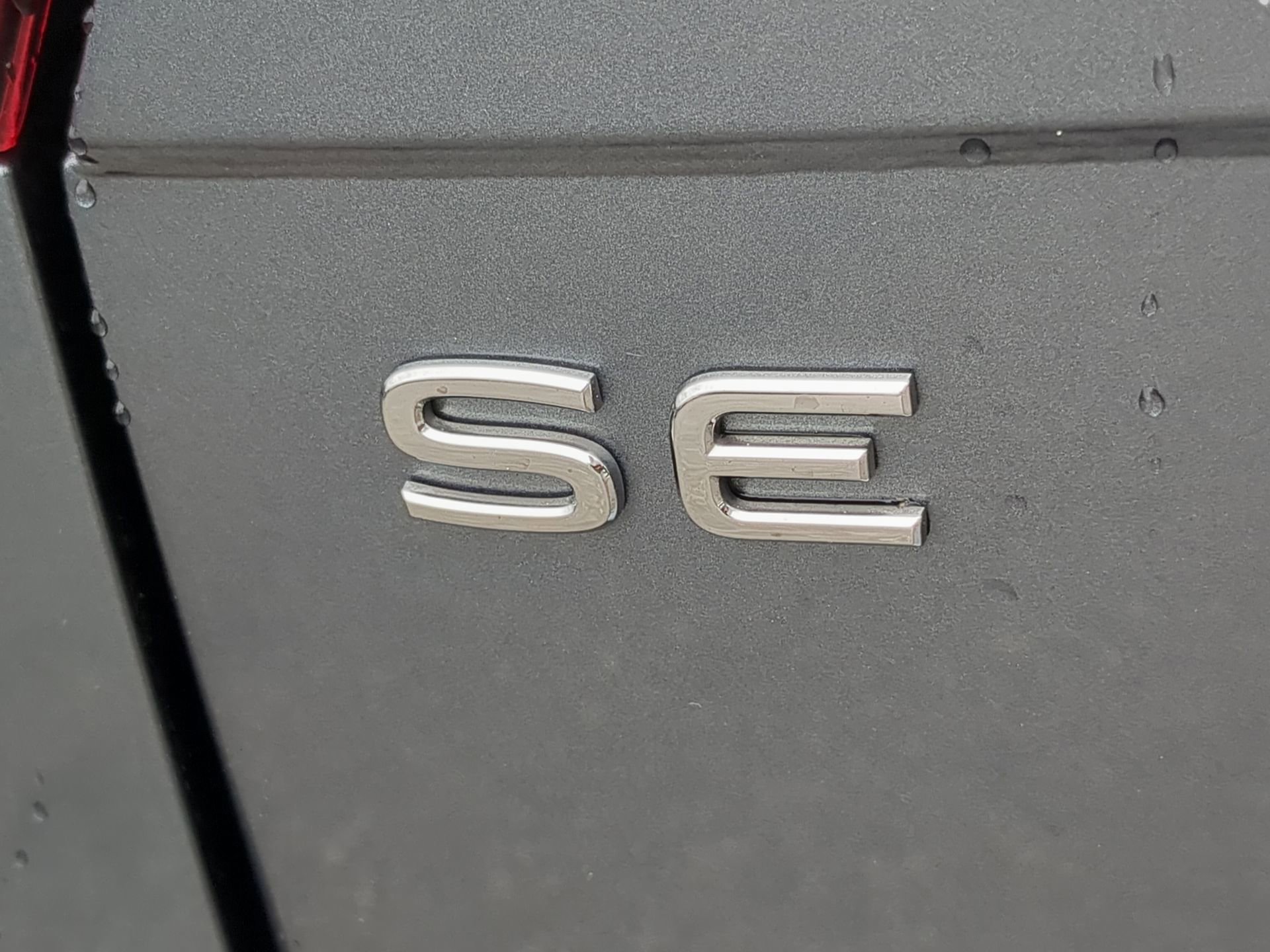 Used 2022 Volkswagen Tiguan SE R-Line image 60