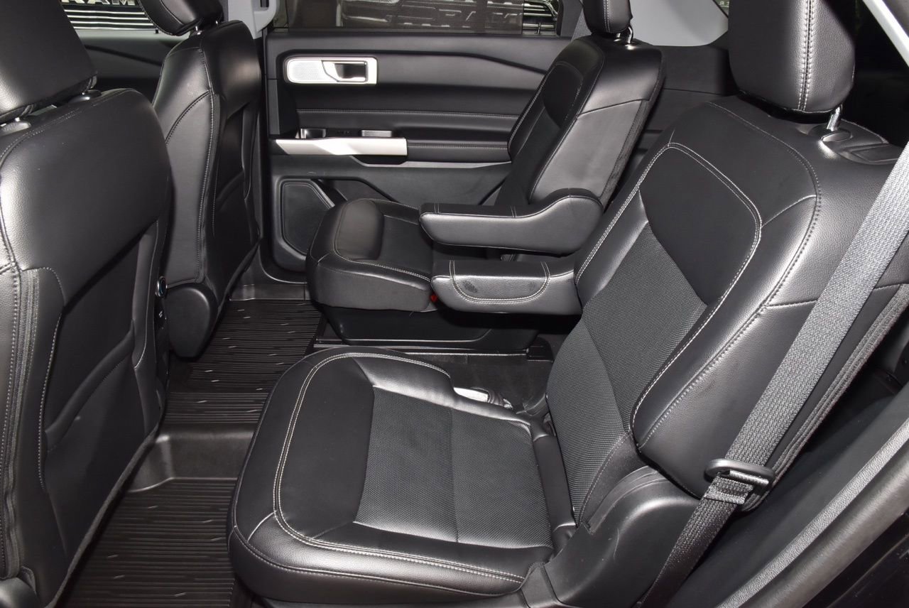 Certified 2024 Ford Explorer Limited w/ Limited Technology Package image 14