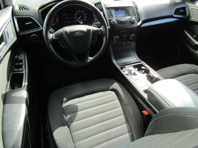 Certified 2019 Ford Edge SE w/ SE Fleet Driver's Package image 2