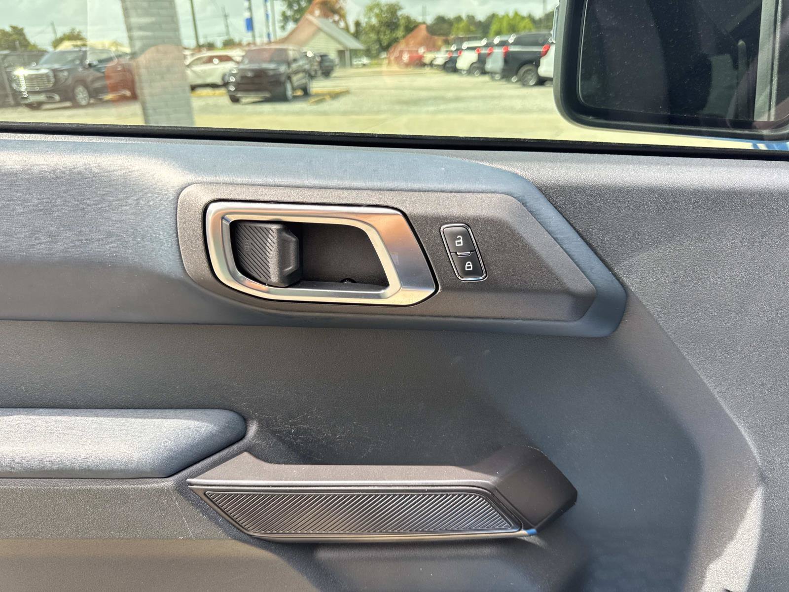 Certified 2024 Ford Bronco Outer Banks AWD/4WD image 19