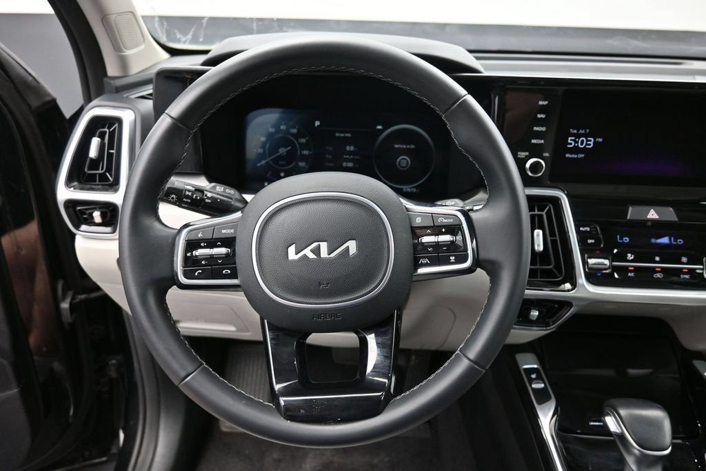 Used 2023 Kia Sorento SX AWD/4WD image 27