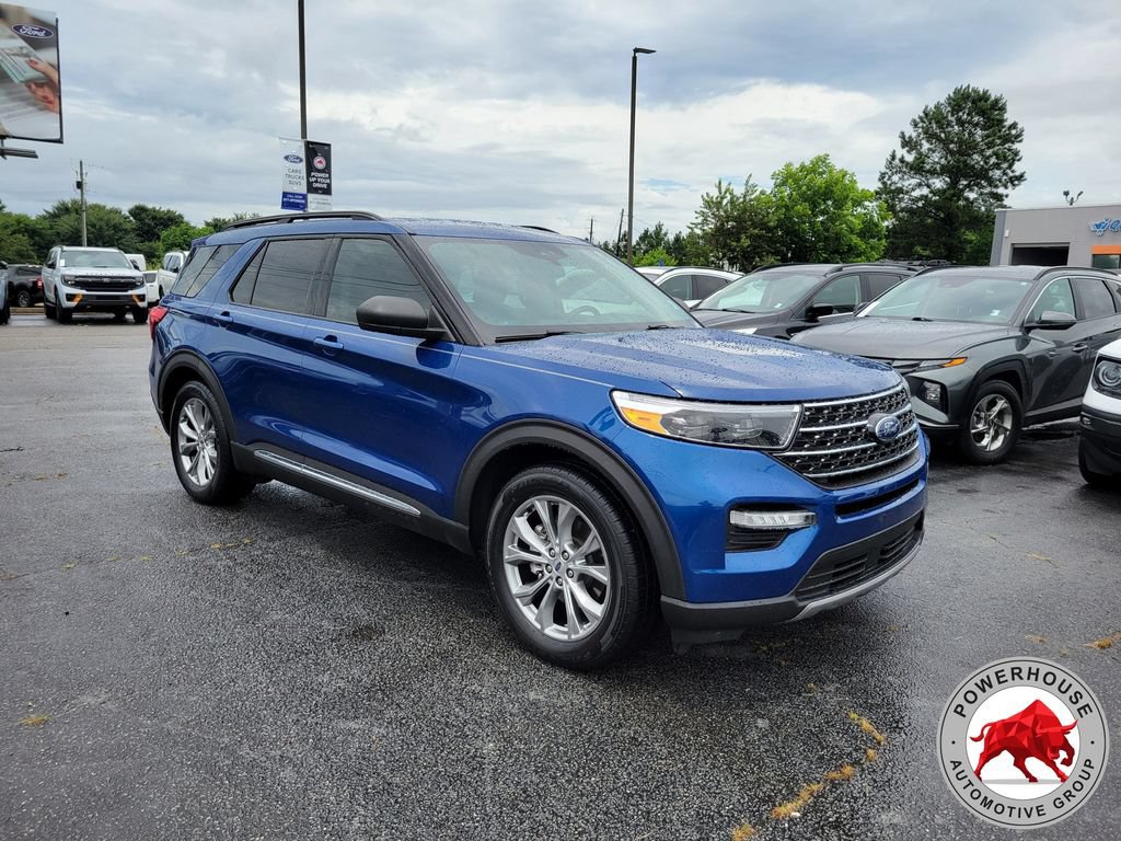 Certified 2021 Ford Explorer XLT w/ Equipment Group 202A RWD image 8