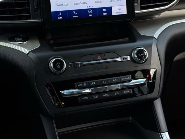 Certified 2020 Ford Explorer XLT w/ Equipment Group 202A image 31