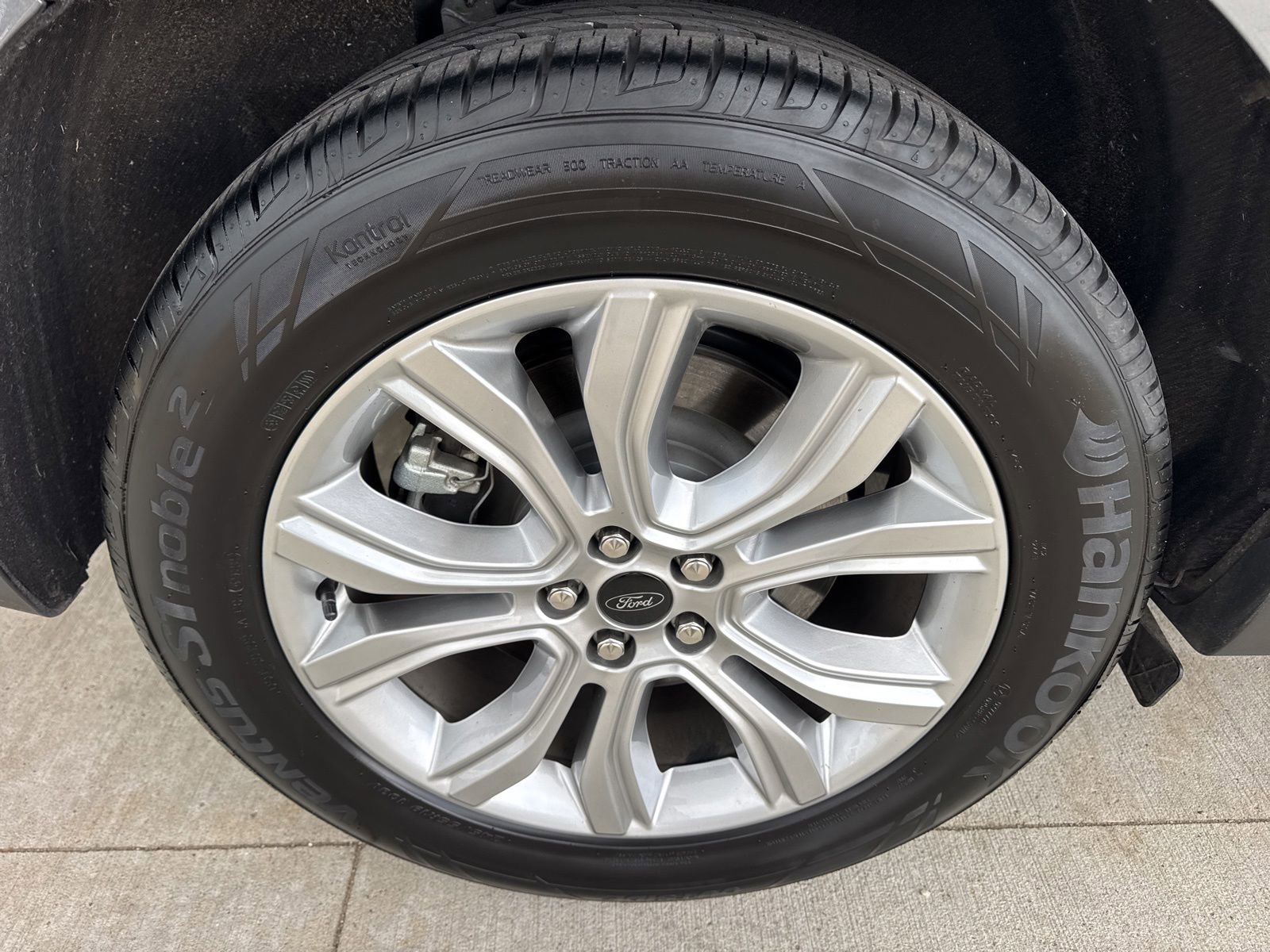 Certified 2023 Ford Edge Titanium AWD/4WD image 20