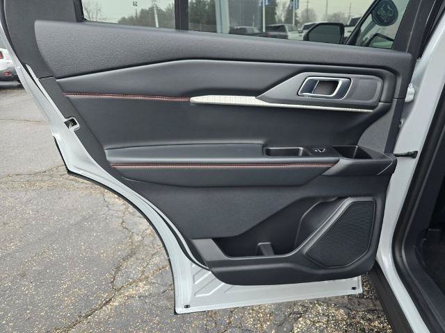 Certified 2026 Ford Explorer ST AWD/4WD image 11