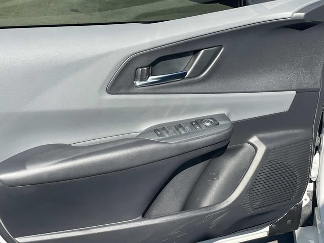 Used 2024 Toyota Prius XLE FWD image 18