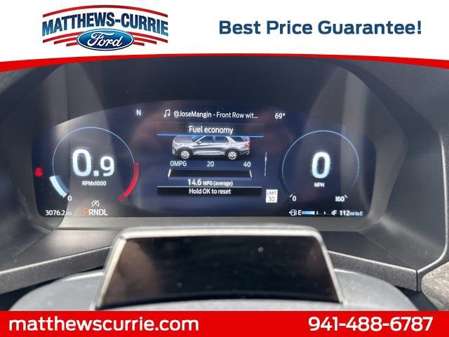 Certified 2025 Ford Explorer Platinum image 17