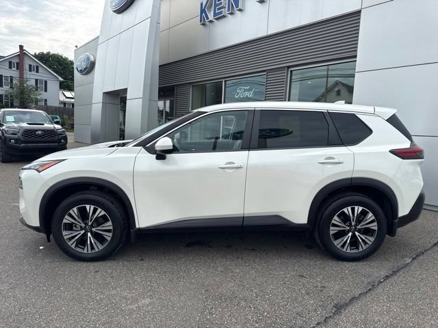 Used 2023 Nissan Rogue SV AWD/4WD image 9