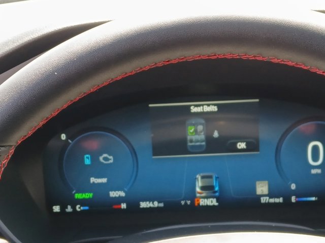 Certified 2025 Ford Escape ST-Line Select w/ Tech Pack #2 AWD/4WD image 8