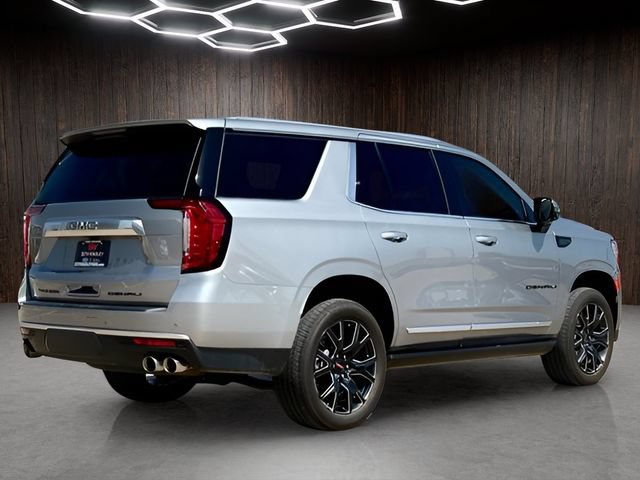 Used 2024 GMC Yukon Denali AWD/4WD image 2