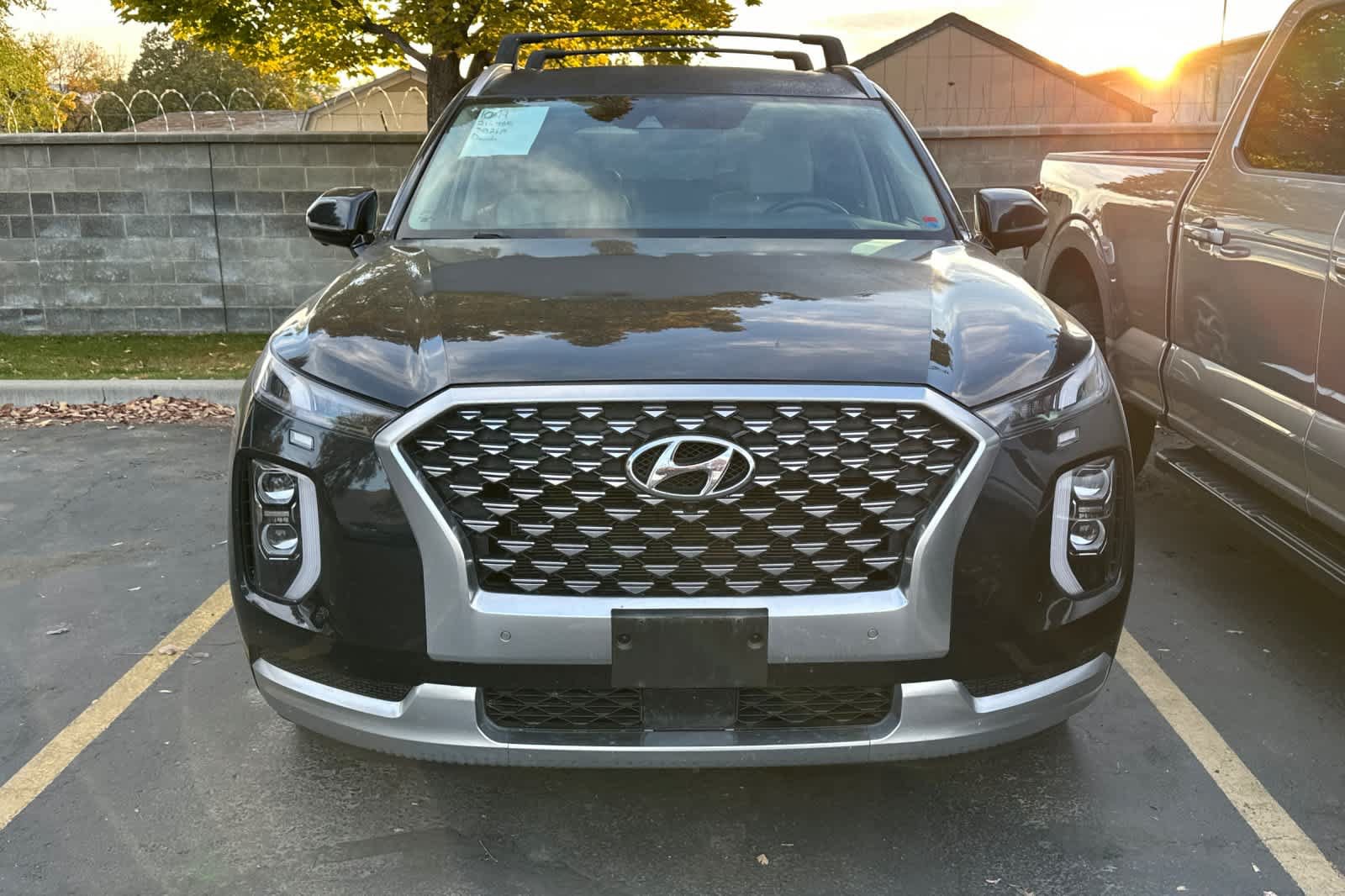 Used 2021 Hyundai Palisade Calligraphy w/ Cargo Package AWD/4WD image 2