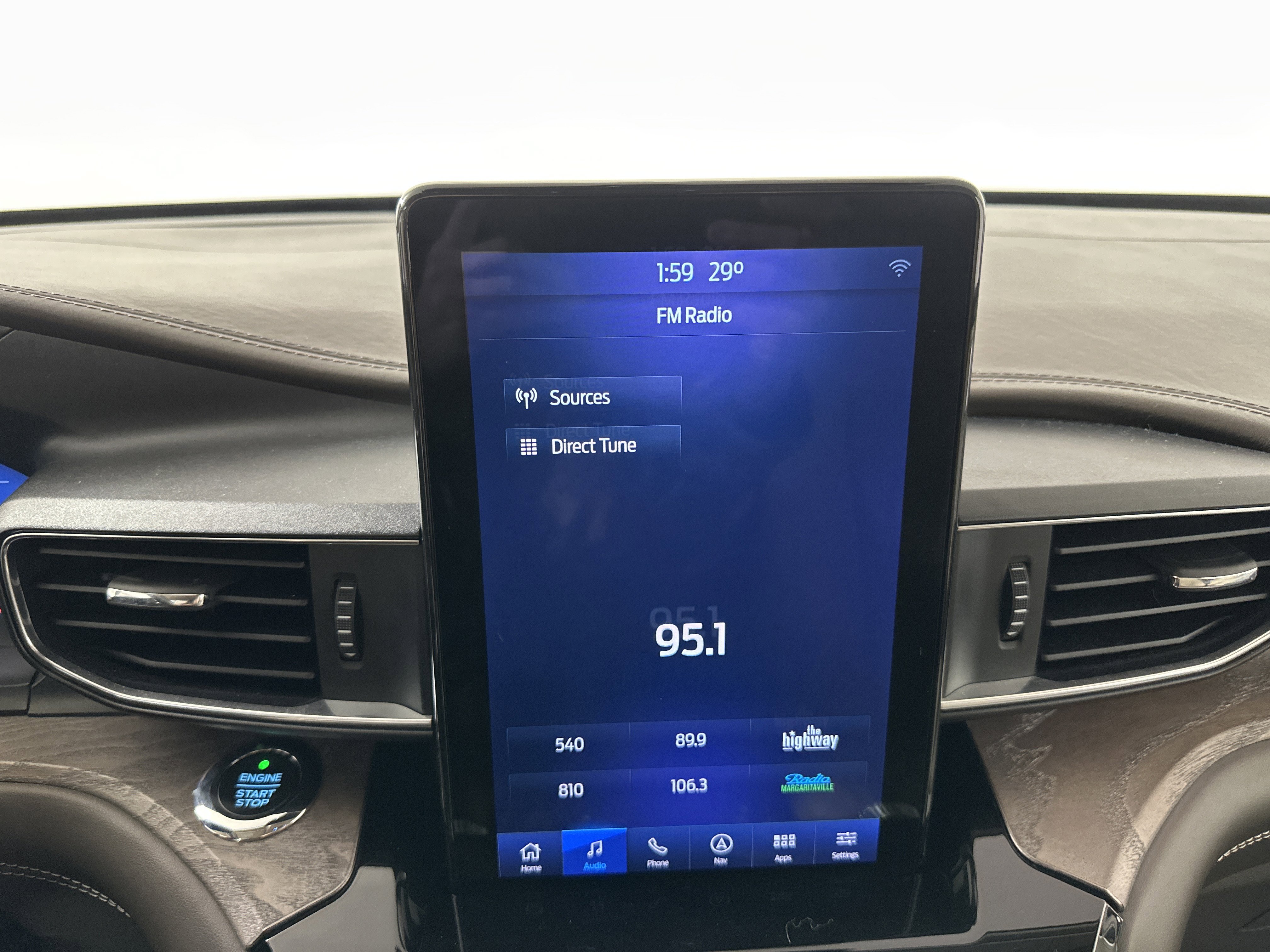 Certified 2021 Ford Explorer Platinum w/ Equipment Group 601A image 15