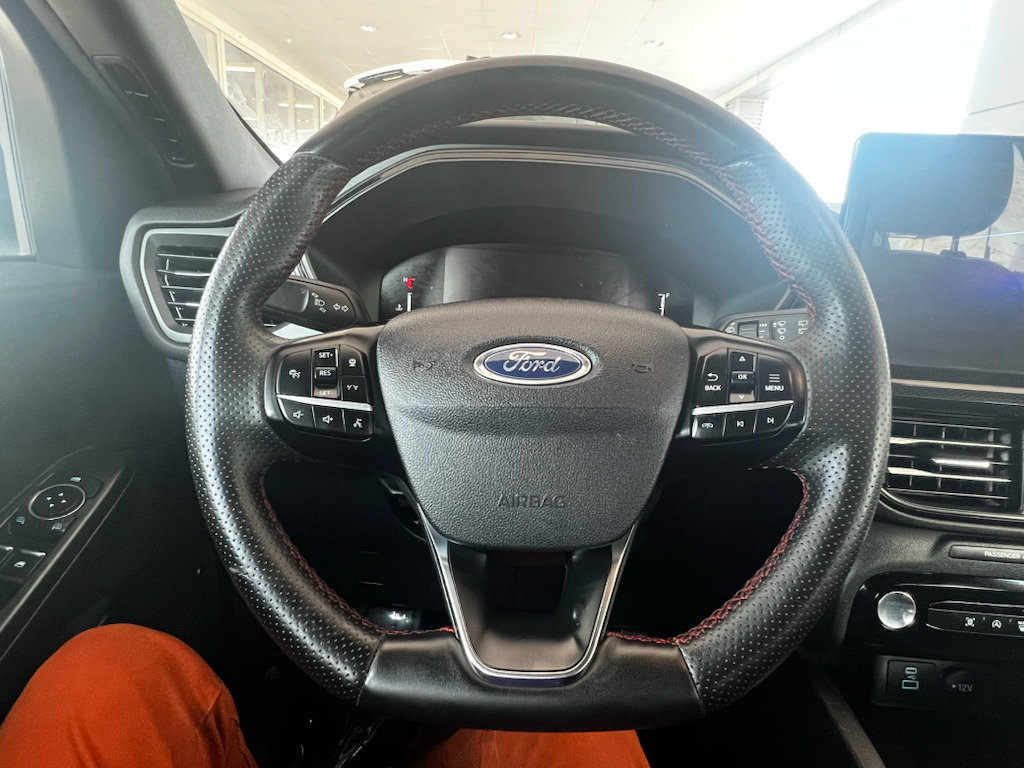 Certified 2023 Ford Escape ST-Line Select w/ Tech Pack #1 AWD/4WD image 24