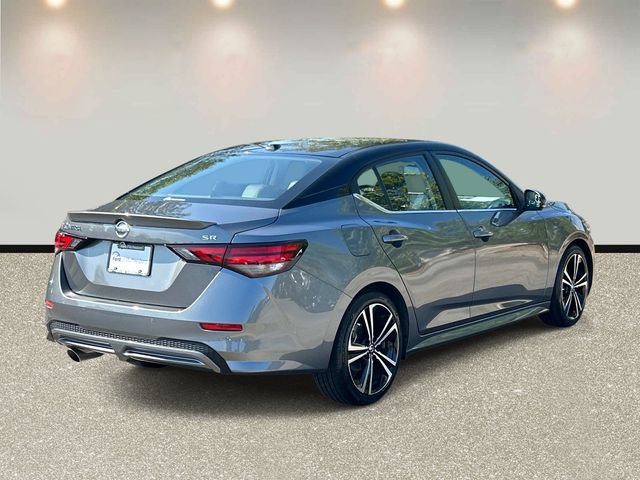Used 2022 Nissan Sentra SR w/ SR Premium Package FWD image 5