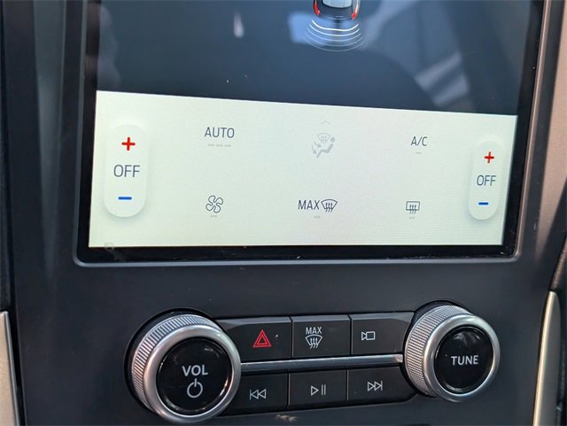 Certified 2023 Ford Edge SE w/ Black Appearance Package image 15