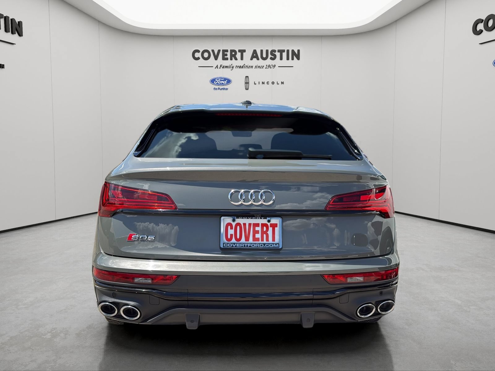 Used 2023 Audi SQ5 Prestige w/ Prestige Package AWD/4WD image 4