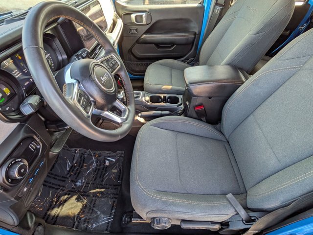 Used 2024 Jeep Wrangler Unlimited Sahara AWD/4WD image 13