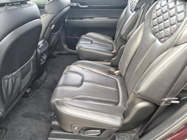 Used 2022 Hyundai Palisade Limited FWD image 18