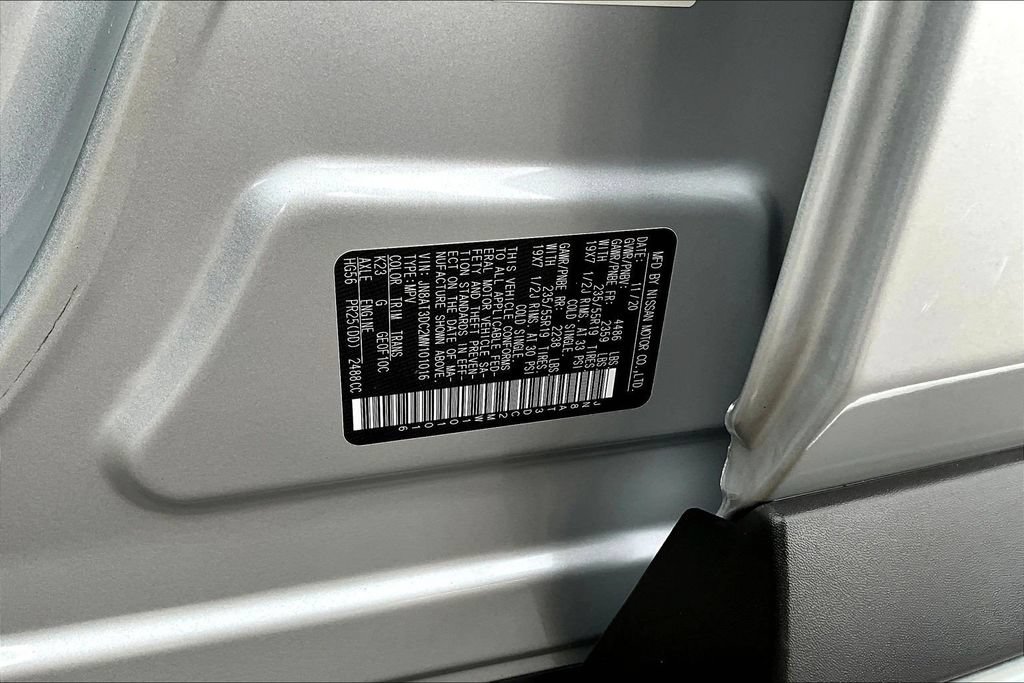 Used 2021 Nissan Rogue Platinum FWD image 21