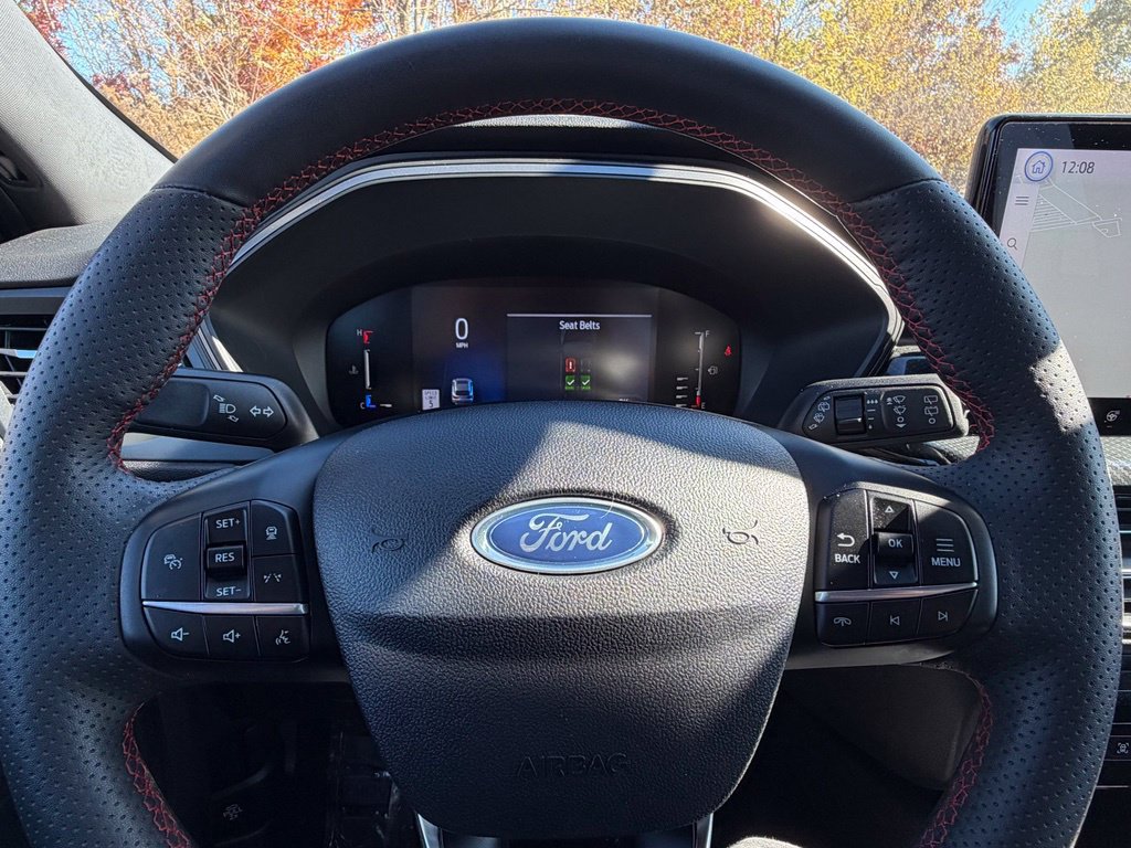 Certified 2023 Ford Escape ST-Line w/ Tech Pack #1 AWD/4WD image 7