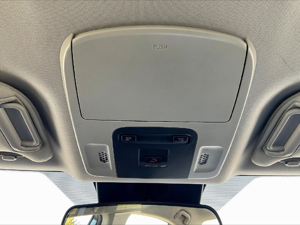 Used 2025 Toyota Camry LE FWD image 17