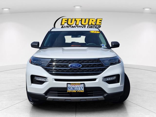Certified 2023 Ford Explorer XLT w/ Equipment Group 202A image 5